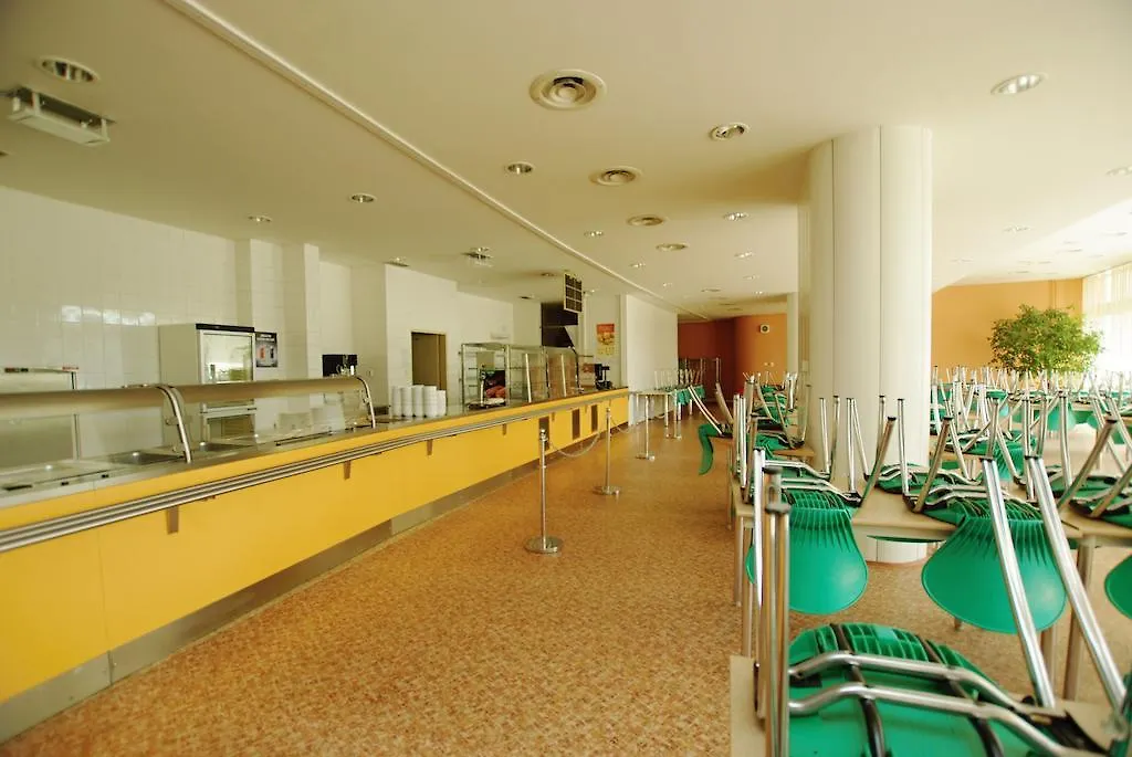 Kolej Akademie Hotel Brno 0*,